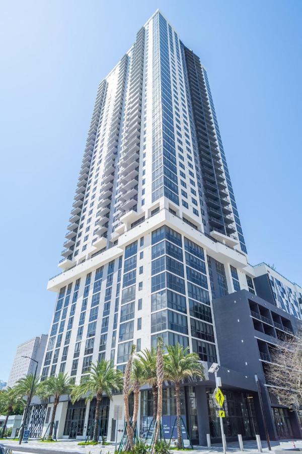 Global Luxury Suites Downtown Miami Exterior photo